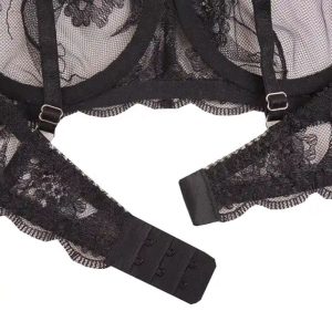 ست شورت و سوتین تورگاز فنر دار برند ژینا