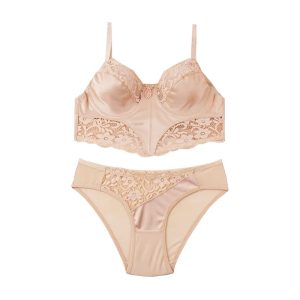 ست سوتین و شورت دانتل خفاشی برند شارمین - کرم