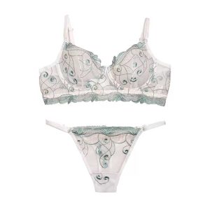 ست شورت و سوتین تورگاز طرح هندی برند براگور