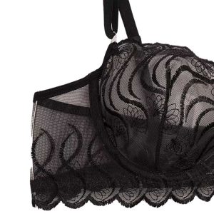 ست شورت و سوتین تورگاز گلدوزی طرحدار دالبری فنردار برند براگور