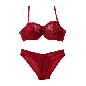 ست شورت و سوتین دانتل هارنس دار برند شارمین