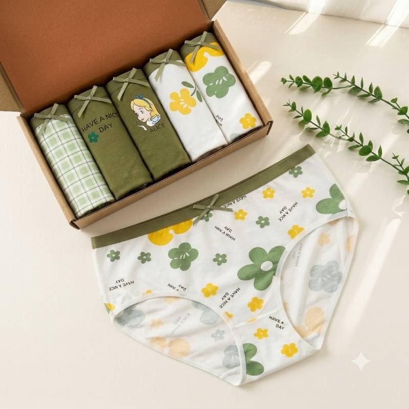 فروش شورت عروسکی طرح گل سبز